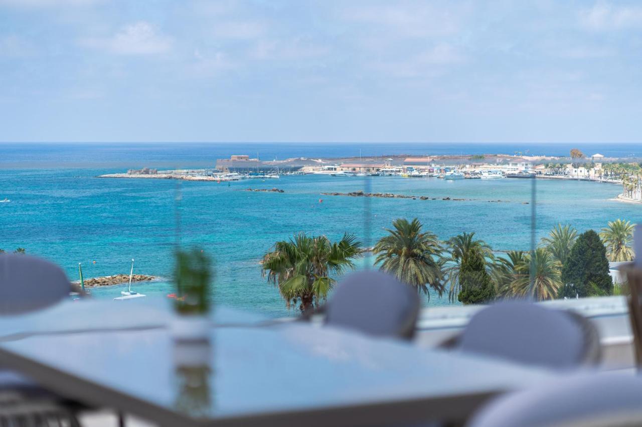 Paphos Waterside Sea View Apartments מראה חיצוני תמונה