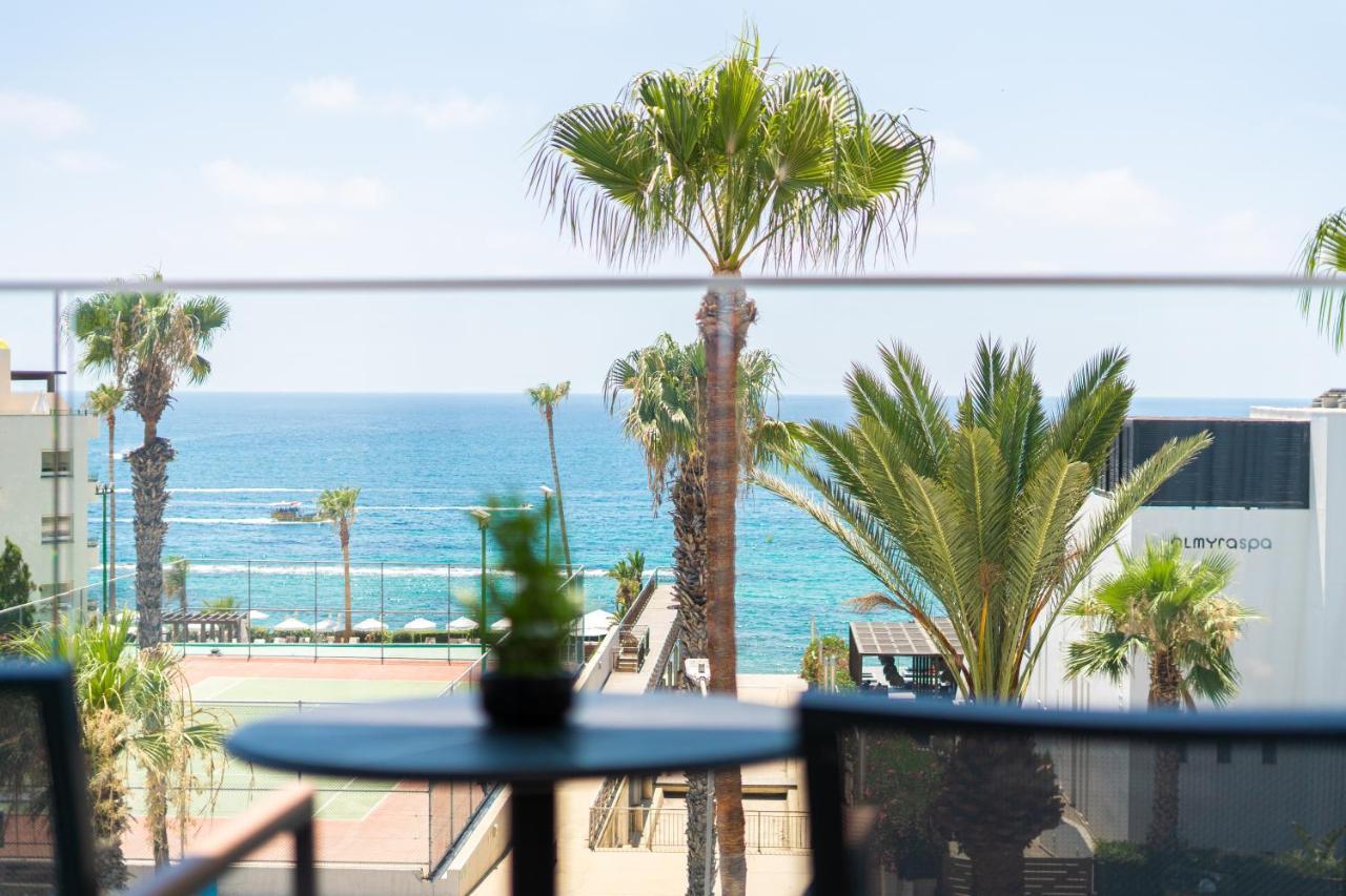 Paphos Waterside Sea View Apartments מראה חיצוני תמונה