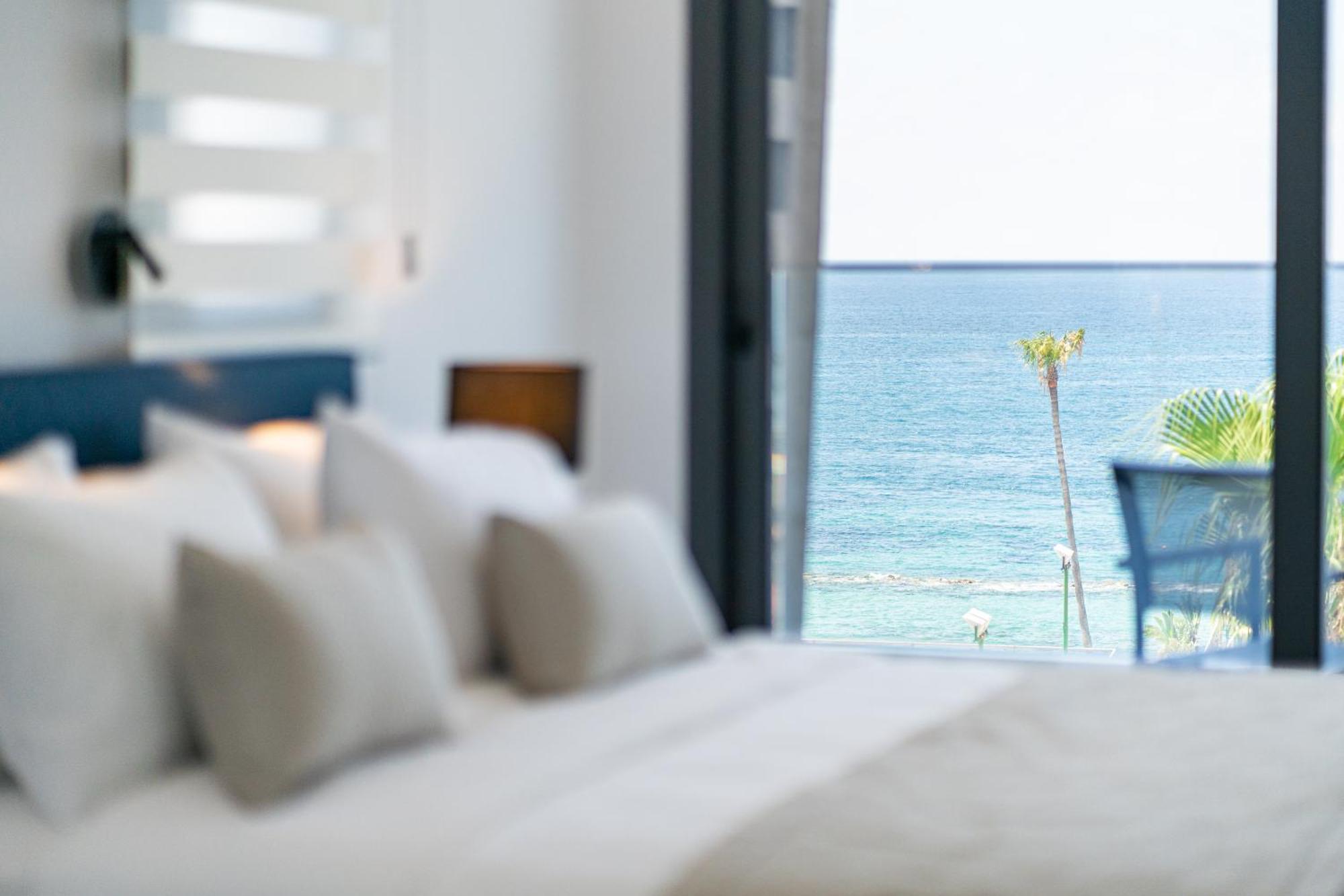 Paphos Waterside Sea View Apartments מראה חיצוני תמונה