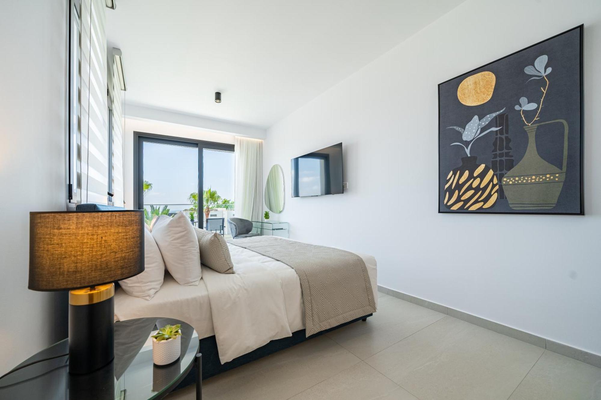 Paphos Waterside Sea View Apartments מראה חיצוני תמונה